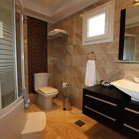 Paralia Luxury Suites Agios Stefanos Avliotes  Zimmer foto