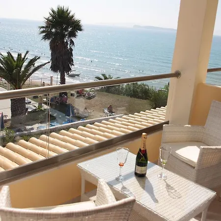 Paralia Luxury Suites Agios Stefanos Avliotes  Zimmer foto