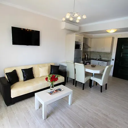 Paralia Luxury Suites Agios Stefanos Avliotes  Zimmer foto