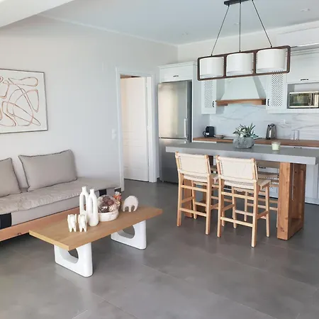 Paralia Luxury Suites Agios Stefanos Avliotes  Exterior foto
