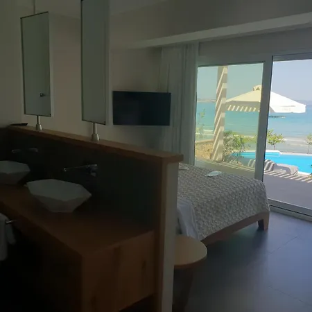 Paralia Luxury Suites Agios Stefanos Avliotes  Exterior foto