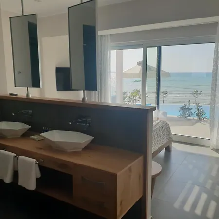Paralia Luxury Suites Agios Stefanos Avliotes  Exterior foto