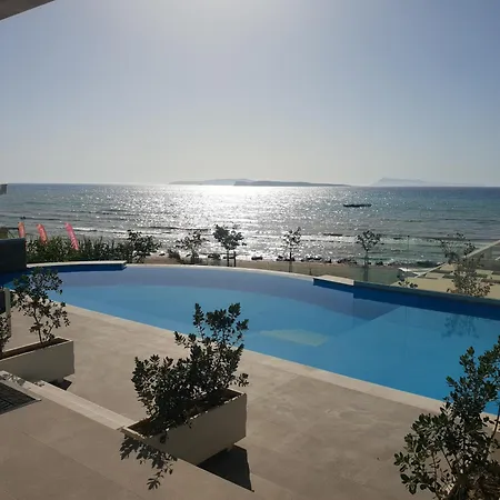 Paralia Luxury Suites Agios Stefanos Avliotes  Exterior foto