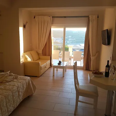 Paralia Luxury Suites Agios Stefanos Avliotes  Exterior foto