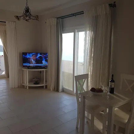Paralia Luxury Suites Agios Stefanos Avliotes  Exterior foto