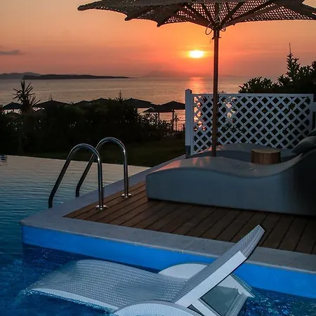 Paralia Luxury Suites Agios Stefanos Avliotes  Exterior foto
