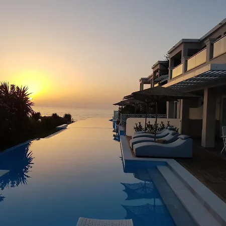 Paralia Luxury Suites Agios Stefanos Avliotes  Exterior foto