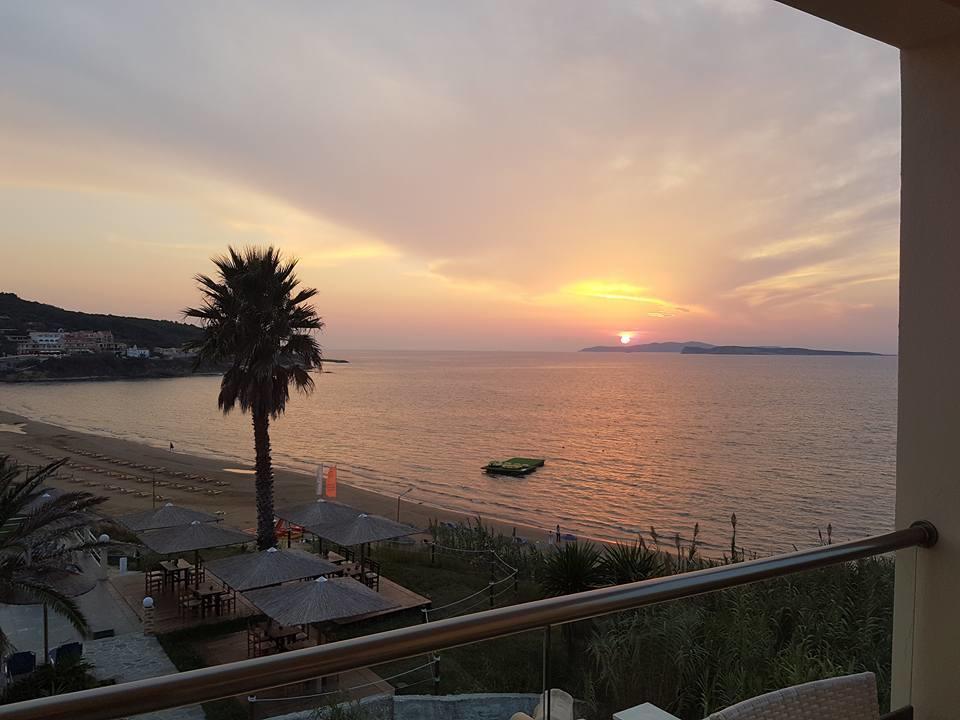 Paralia Luxury Apartment