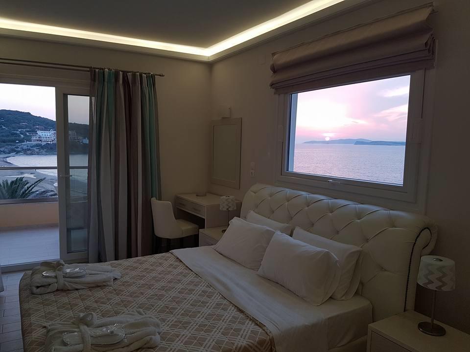 Paralia Luxury