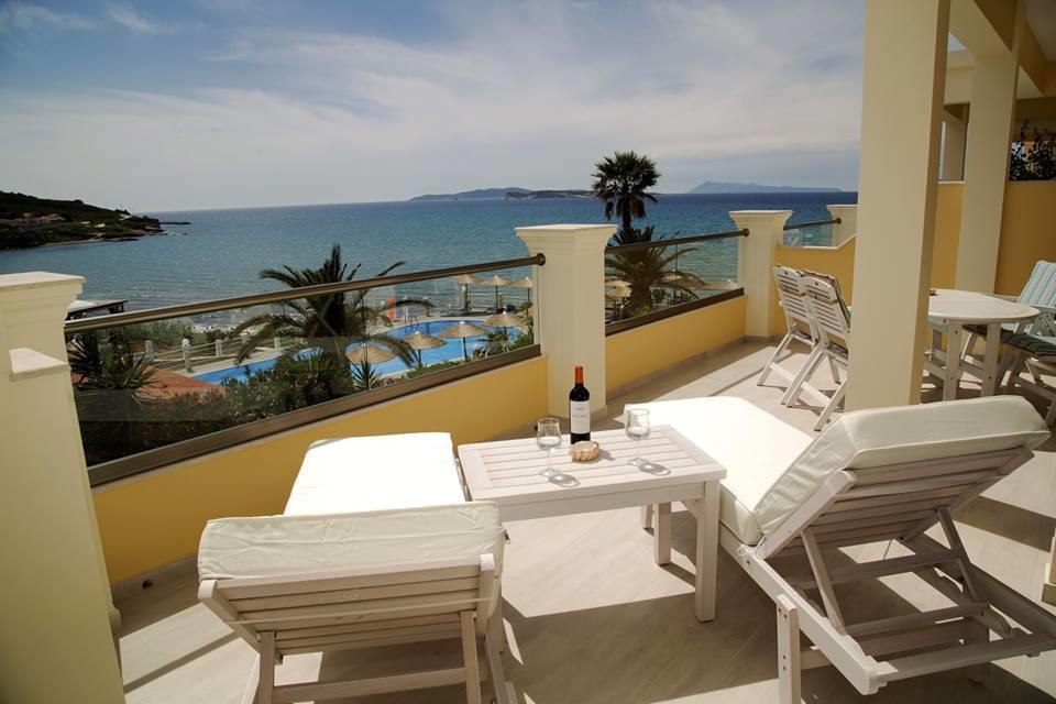 Paralia Luxury *