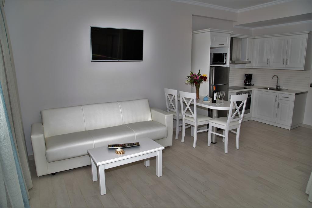 Paralia Luxury *
