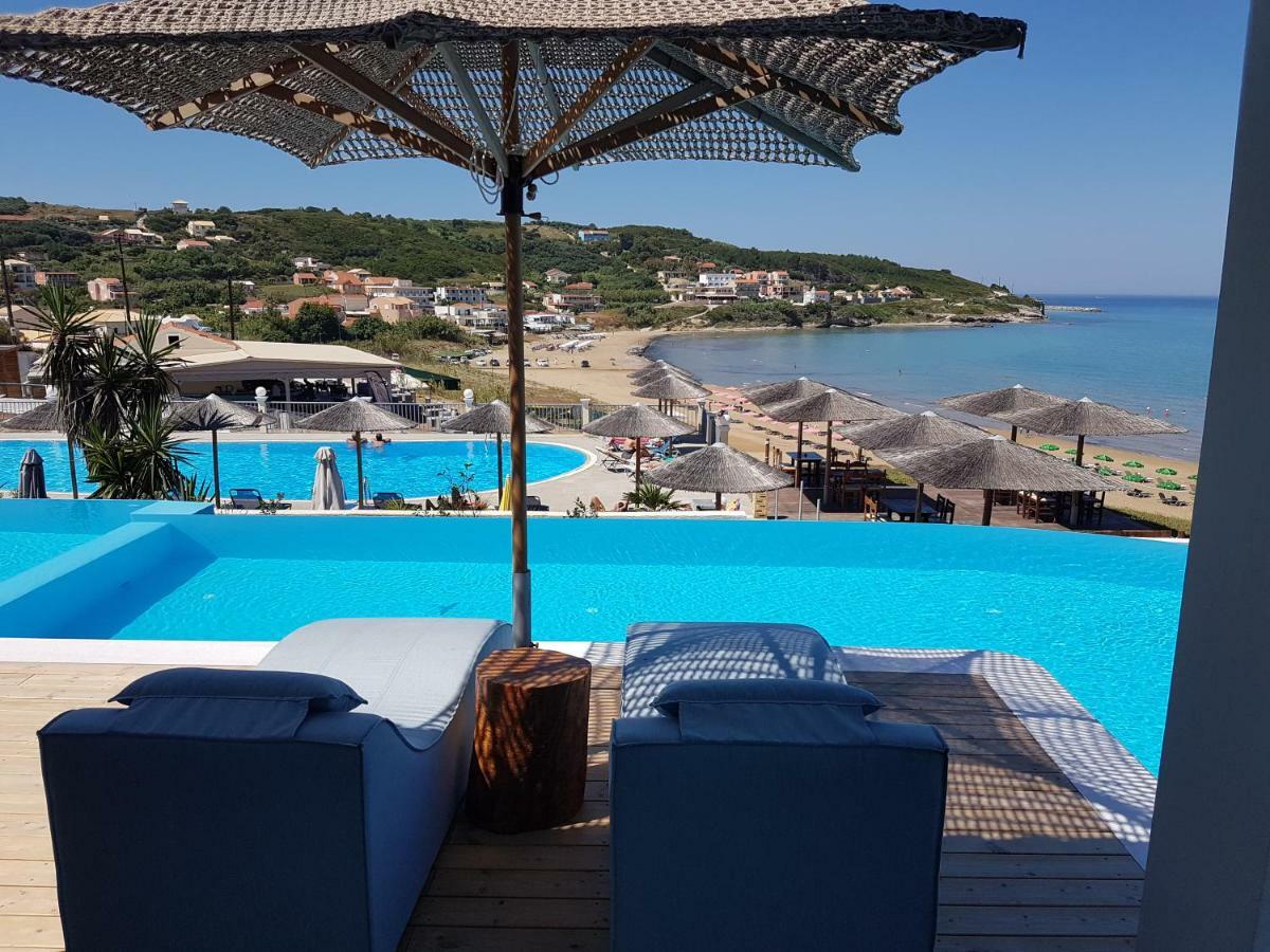 Paralia Luxury *